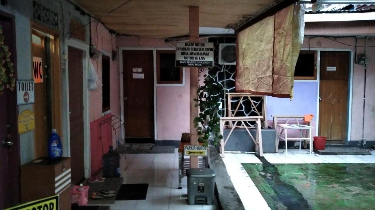 Kost Harian 60ribu Paviliun 1 Murah Fasilitas Lengkap Jendral Sudirman Komo Luar Single Suami Istri Resmi Marriage Couple Only Syariah Paviliun 1 Saugi Wisma tamu